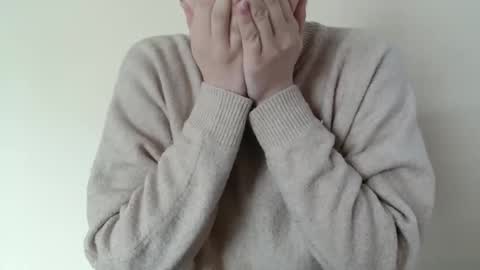 Nana online show from 04/14/26, 06:19