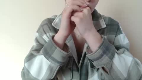 Nana online show from 04/22/26, 05:43