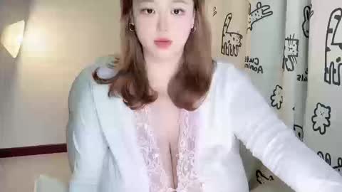 nanabigbobo online show from 10/18/25, 04:19