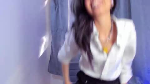 Nana  Natalia online show from 10/11/25, 07:45