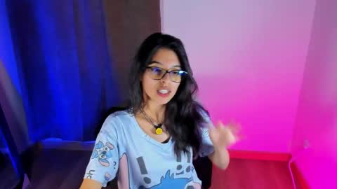 Nana  Natalia online show from 11/16/25, 01:55