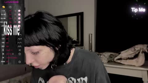 Nana online show from 12/27/24, 02:22