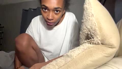 nanaonn online show from 10/26/25, 06:03