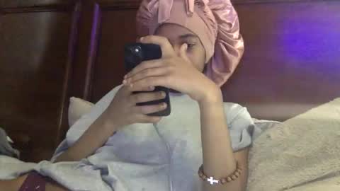 nanaonn online show from 02/05/26, 08:57