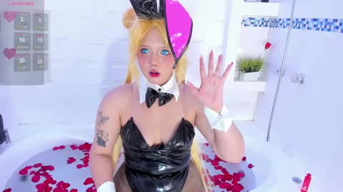 NanaOsaky online show from 02/13/25, 03:46