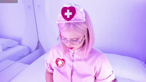 NanaOsaky online show from 09/12/25, 11:54