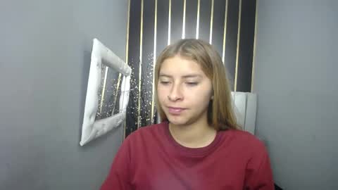 Snapshot of nancy_blonde chatting on 05/12/26, 01:41 nancy blonde online show from 05/12/26, 01:41