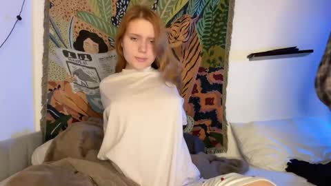 Snapshot of nancy_witch chatting on 12/05/24, 02:42 Nancy and Archi online show from 12/05/24, 02:42