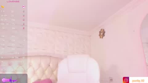anna online show from 02/12/25, 02:14