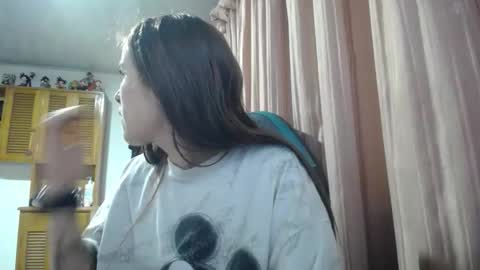 Snapshot of nanna_yoshi chatting on 11/12/25, 03:40 nanna yoshi online show from 11/12/25, 03:40
