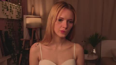 nannetteterrill online show from 04/21/26, 07:03