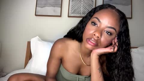 Snapshot of nanneyrose chatting on 03/08/26, 07:50 Nanneypooh online show from 03/08/26, 07:50