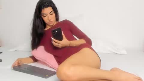 Snapshot of nany_model25 chatting on 02/20/25, 04:25 nany_model25 online show from 02/20/25, 04:25