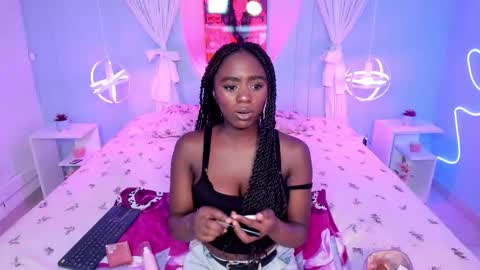 Naomi online show from 02/18/26, 08:27