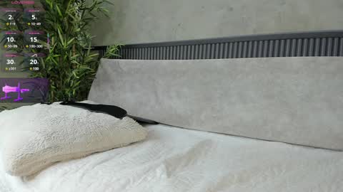 Naomi  online show from 02/05/25, 01:26