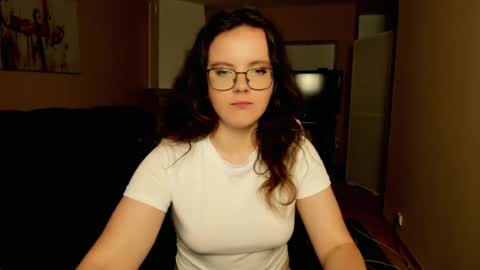 Snapshot of naomi_di chatting on 06/30/26, 07:26 naomi_di online show from 06/30/26, 07:26