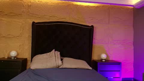 Naomi online show from 10/08/25, 08:39