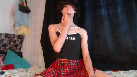 naomi_nwn online show from 05/31/26, 10:55