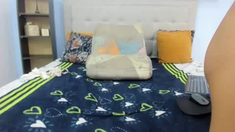 naomi_sex21 online show from 02/27/26, 01:00