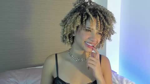 naomidawson online show from 03/10/26, 12:15