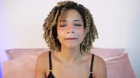 naomidawson online show from 06/11/26, 03:59