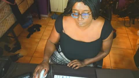 Naomi online show from 04/26/26, 08:50