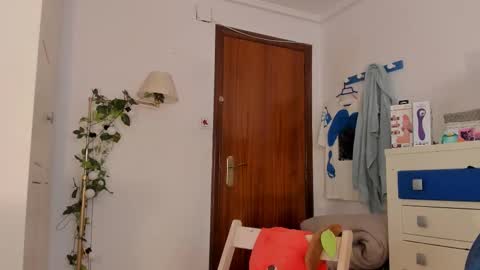 Naomi  online show from 02/26/25, 06:37