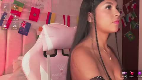 Naomi-Gray  online show from 06/25/26, 07:07