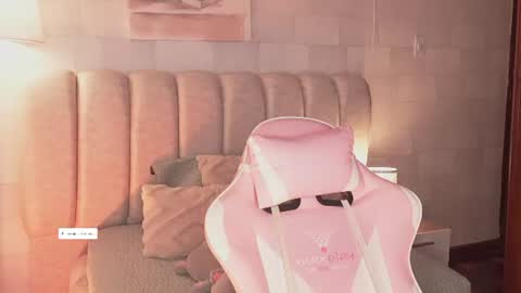 Naomi-Gray  online show from 07/20/26, 05:59
