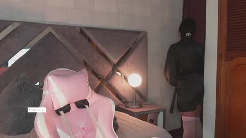 Naomi-Gray  online show from 07/27/26, 06:59