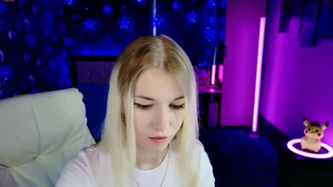 naomihita online show from 04/20/26, 08:28