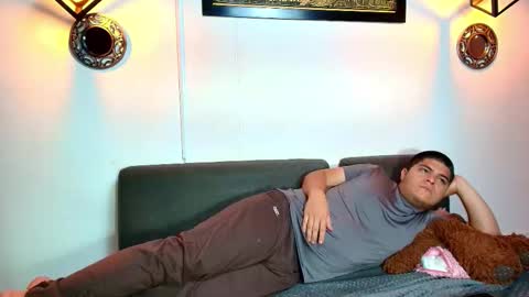 Naomi Campbel online show from 01/06/26, 08:45