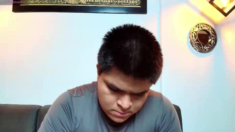 Naomi Campbel online show from 02/04/26, 08:25