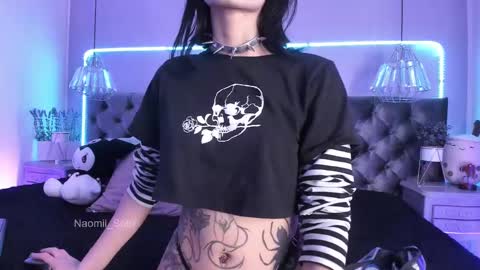 Snapshot of naomii_soto chatting on 03/07/25, 02:12 Naomi online show from 03/07/25, 02:12