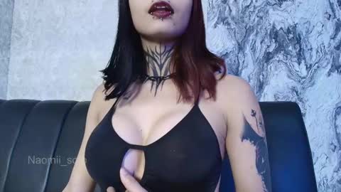 Snapshot of naomii_soto chatting on 09/13/25, 07:46 Naomi online show from 09/13/25, 07:46