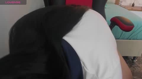 Naomi  online show from 12/06/24, 12:05