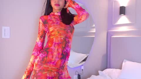 Naomi Klarc online show from 01/28/25, 06:49