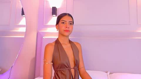 Snapshot of naomiklarc chatting on 11/13/25, 03:49 Naomi Klarc online show from 11/13/25, 03:49