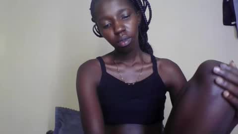 Snapshot of naomilittle905047 chatting on 02/28/26, 07:42 naomilittle905047 online show from 02/28/26, 07:42