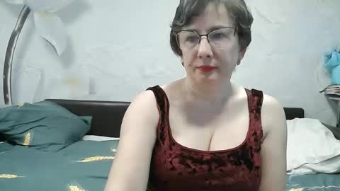 naomimolligan online show from 05/18/26, 12:33