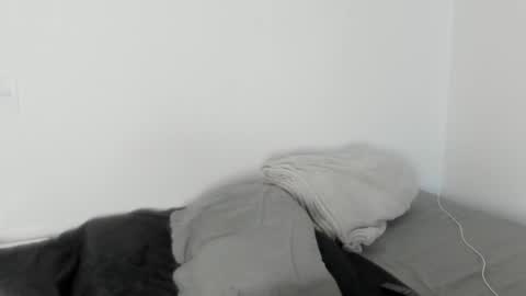 Naomi Moore online show from 11/20/25, 10:20