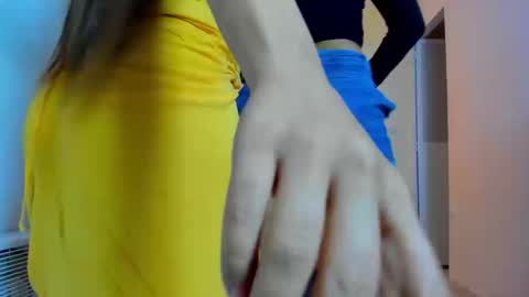 naomis_35 online show from 10/17/25, 08:22