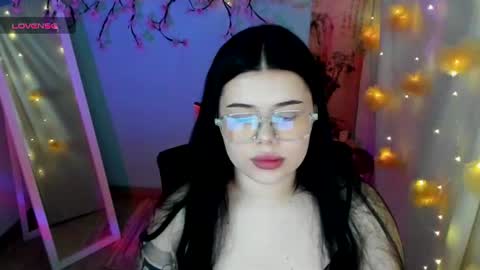 Snapshot of naomivibes chatting on 08/03/26, 06:23 Naomi online show from 08/03/26, 06:23