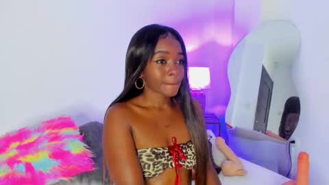 naomy_191 online show from 10/14/25, 02:56