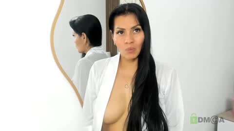 Naomy Smith online show from 02/23/25, 10:42