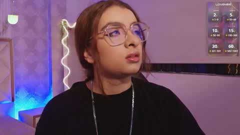 Naomy  online show from 02/05/26, 03:00