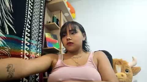 Snapshot of naomylux1 chatting on 06/25/26, 02:44 naomylux1 online show from 06/25/26, 02:44