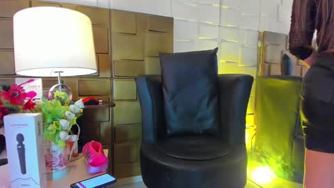 nao online show from 09/11/25, 12:05