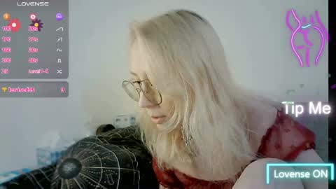 Snapshot of naozuqace chatting on 04/01/26, 11:00 NaozuQAce online show from 04/01/26, 11:00