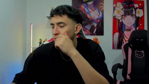 Snapshot of naranjo_seb chatting on 12/04/24, 02:53 sebastian online show from 12/04/24, 02:53